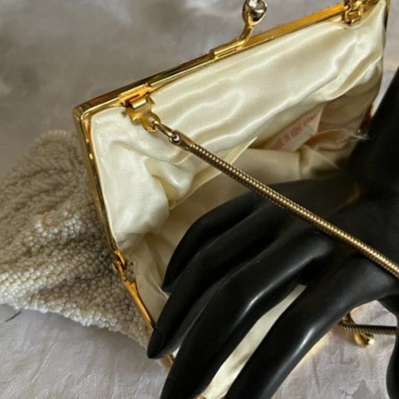 Outrageously Beautiful Billions of Beads Evening Purse swirls and twirls galore - Picture 7 of 8